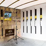 Hotel Abetos Del Maestre Escuela Córdoba