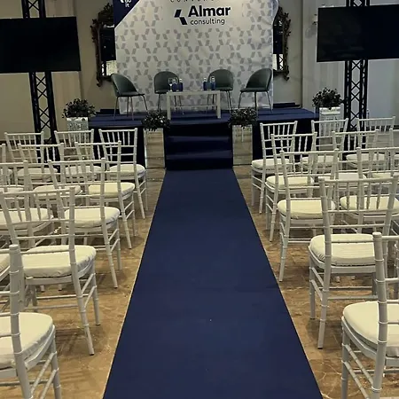 Abetos Del Maestre Escuela Hotel