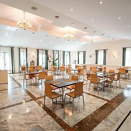 Dwo Abetos 4* Córdoba